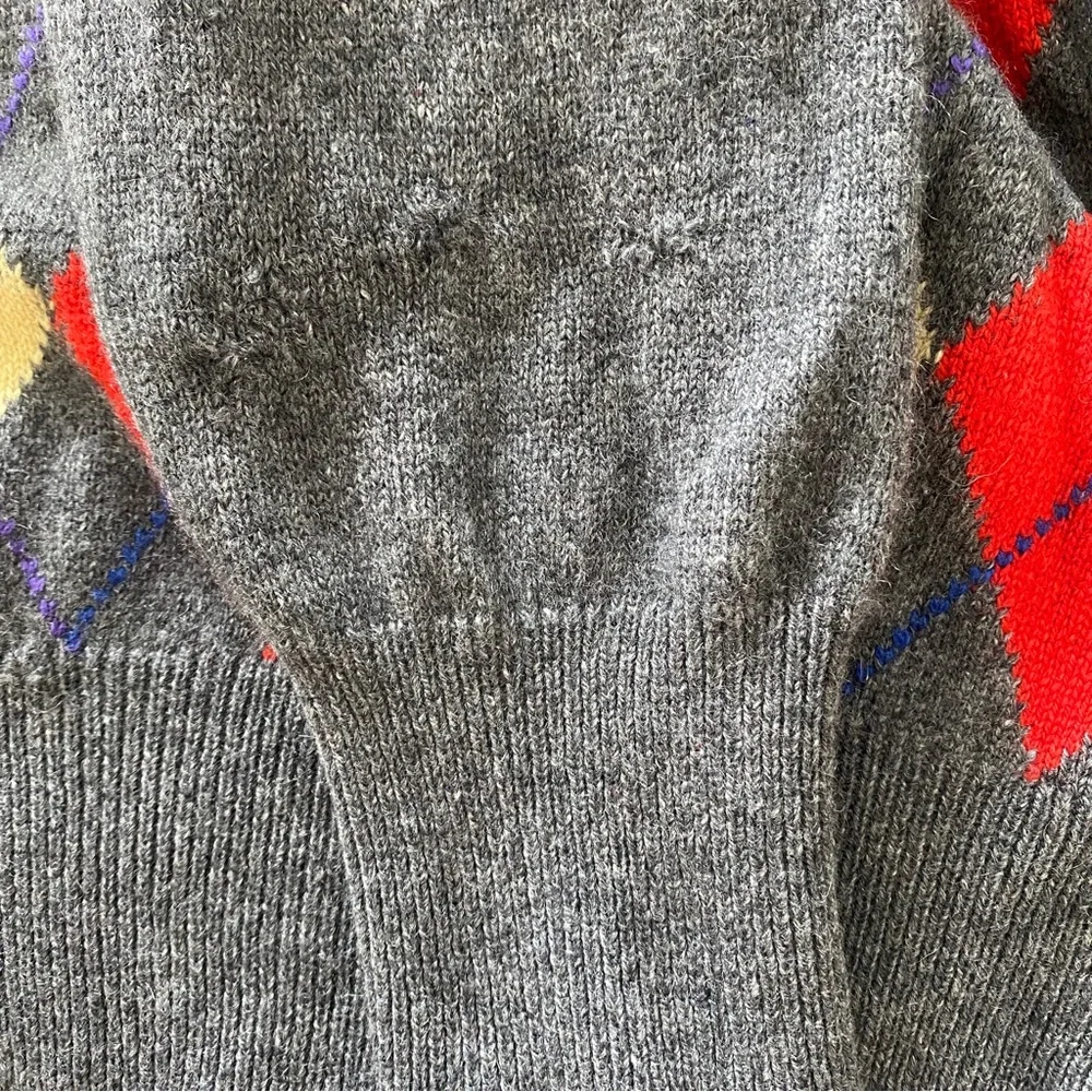 Gray Scottish Cashmere sweater